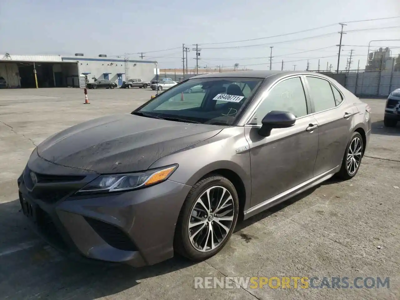 2 Photograph of a damaged car 4T1B21HK8KU012127 TOYOTA CAMRY 2019