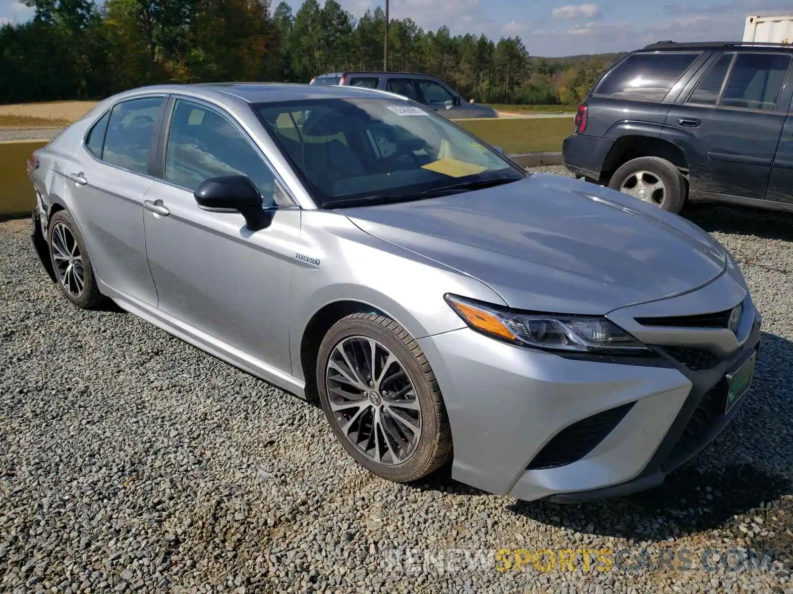 1 Photograph of a damaged car 4T1B21HK8KU012189 TOYOTA CAMRY 2019