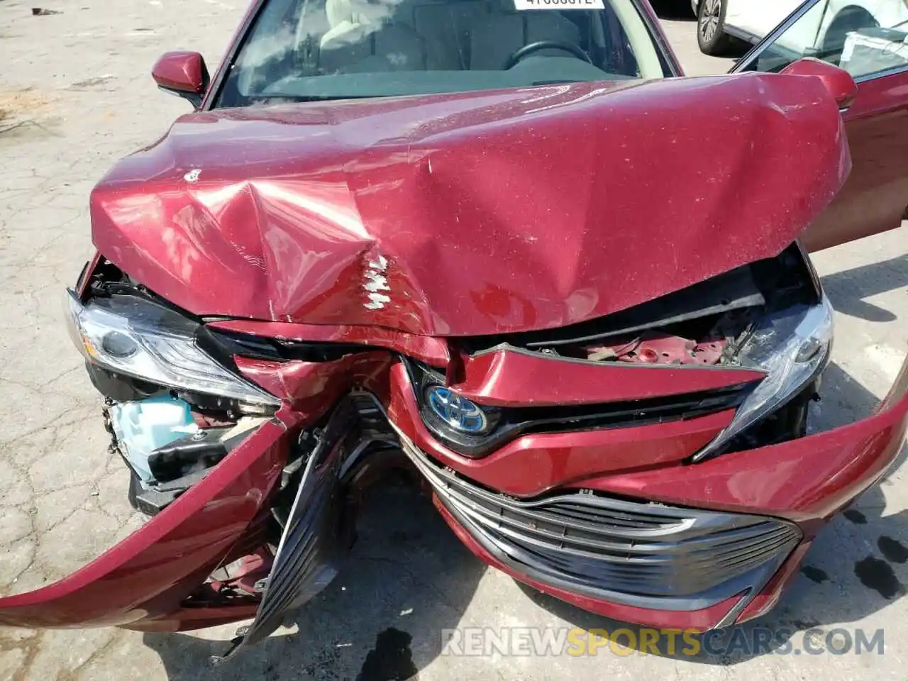 7 Photograph of a damaged car 4T1B21HK8KU014329 TOYOTA CAMRY 2019