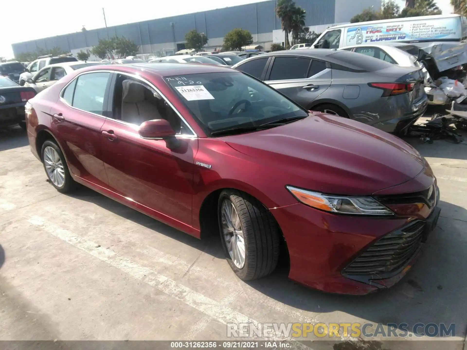 1 Photograph of a damaged car 4T1B21HK8KU514975 TOYOTA CAMRY 2019