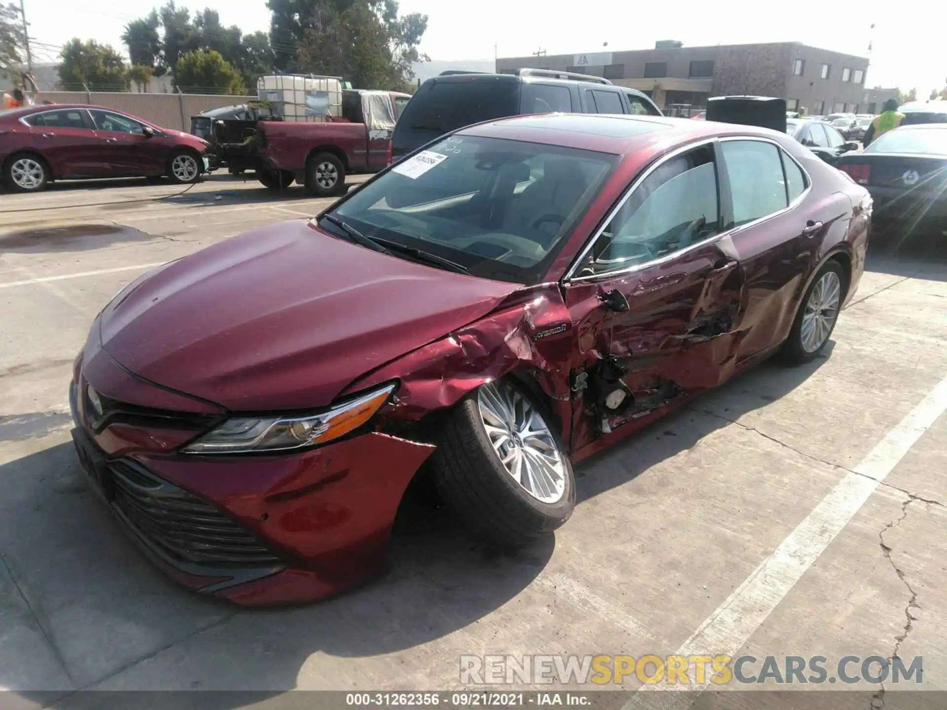 2 Photograph of a damaged car 4T1B21HK8KU514975 TOYOTA CAMRY 2019