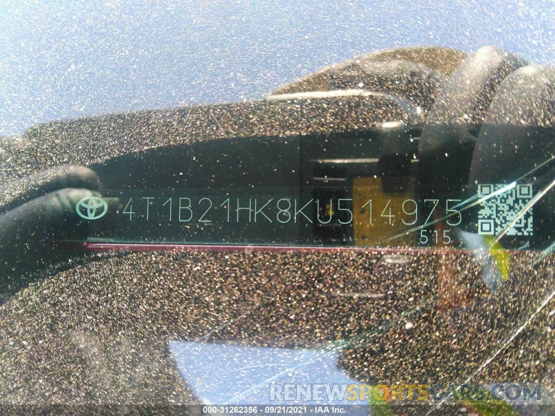 9 Photograph of a damaged car 4T1B21HK8KU514975 TOYOTA CAMRY 2019