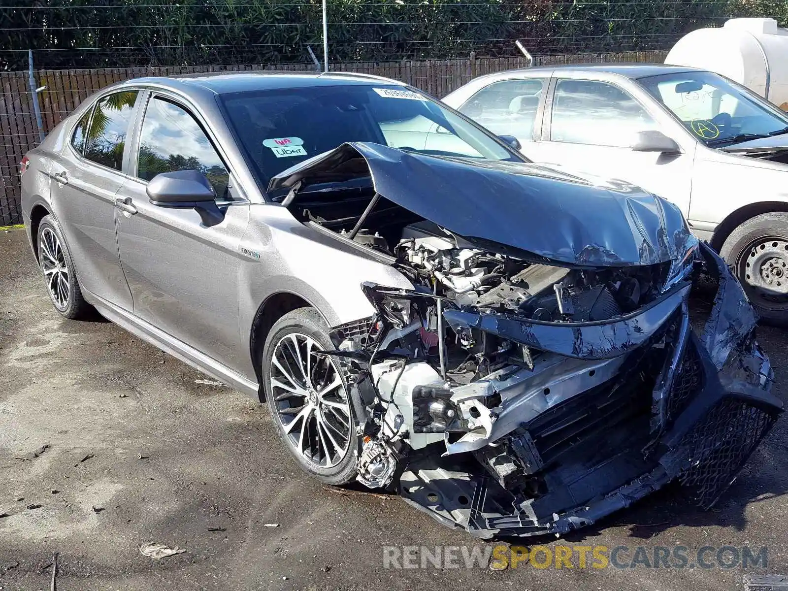 1 Photograph of a damaged car 4T1B21HK8KU515415 TOYOTA CAMRY 2019