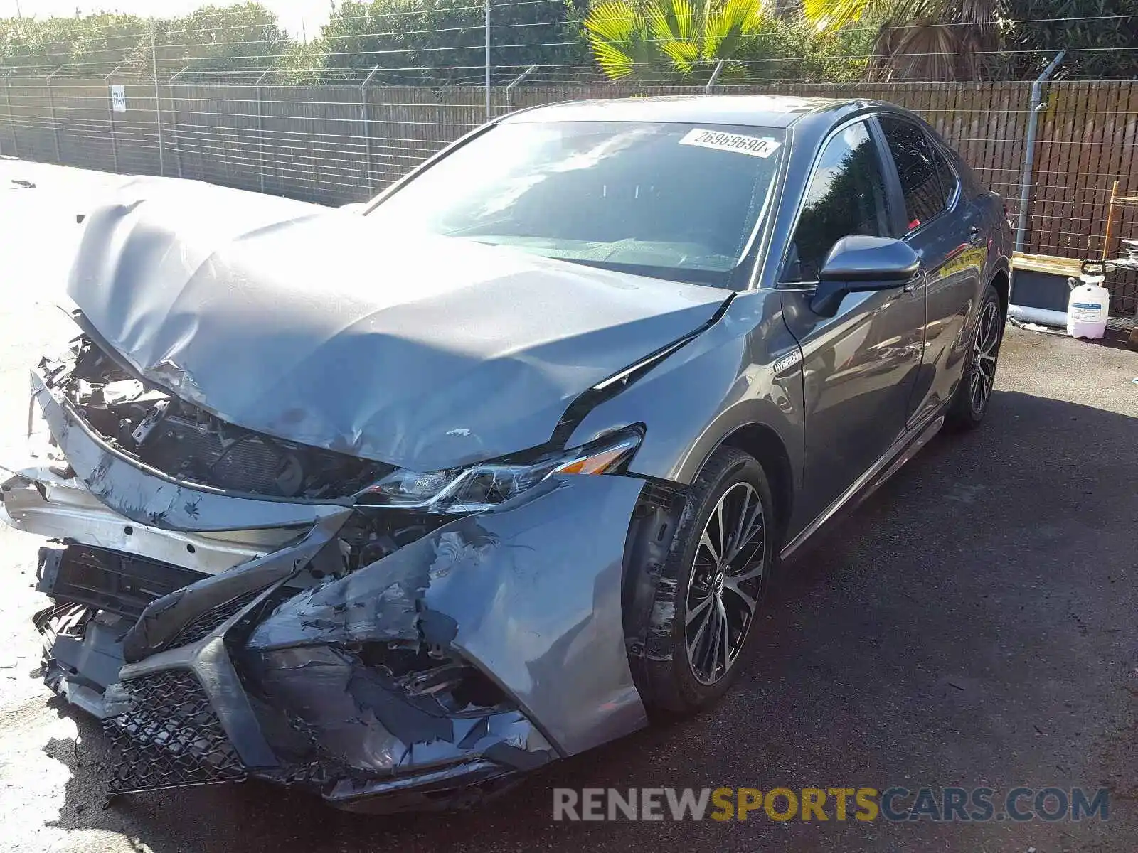 2 Photograph of a damaged car 4T1B21HK8KU515415 TOYOTA CAMRY 2019