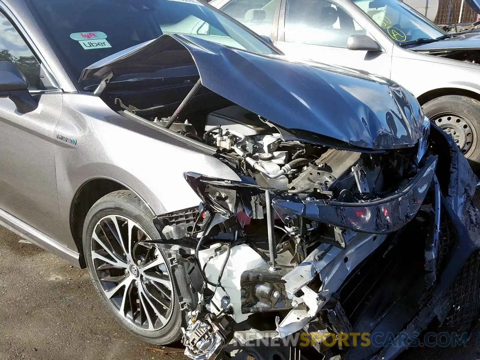 9 Photograph of a damaged car 4T1B21HK8KU515415 TOYOTA CAMRY 2019