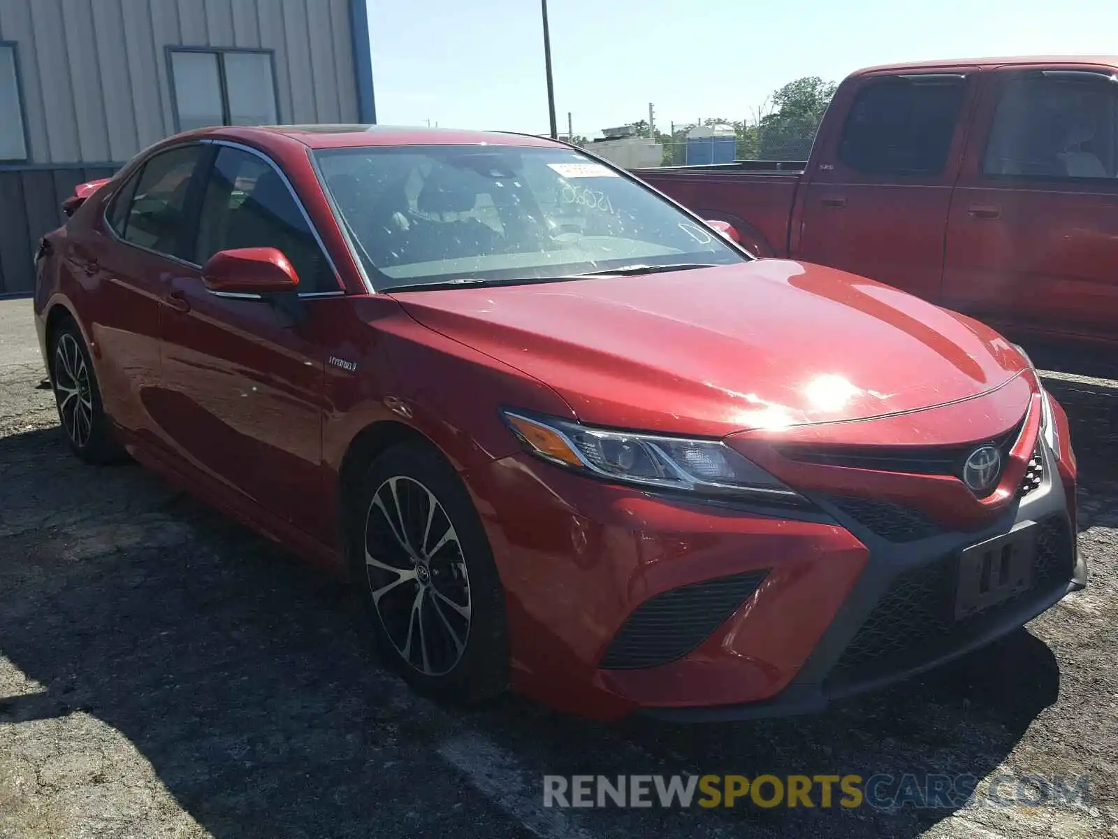 1 Photograph of a damaged car 4T1B21HK9KU011715 TOYOTA CAMRY 2019