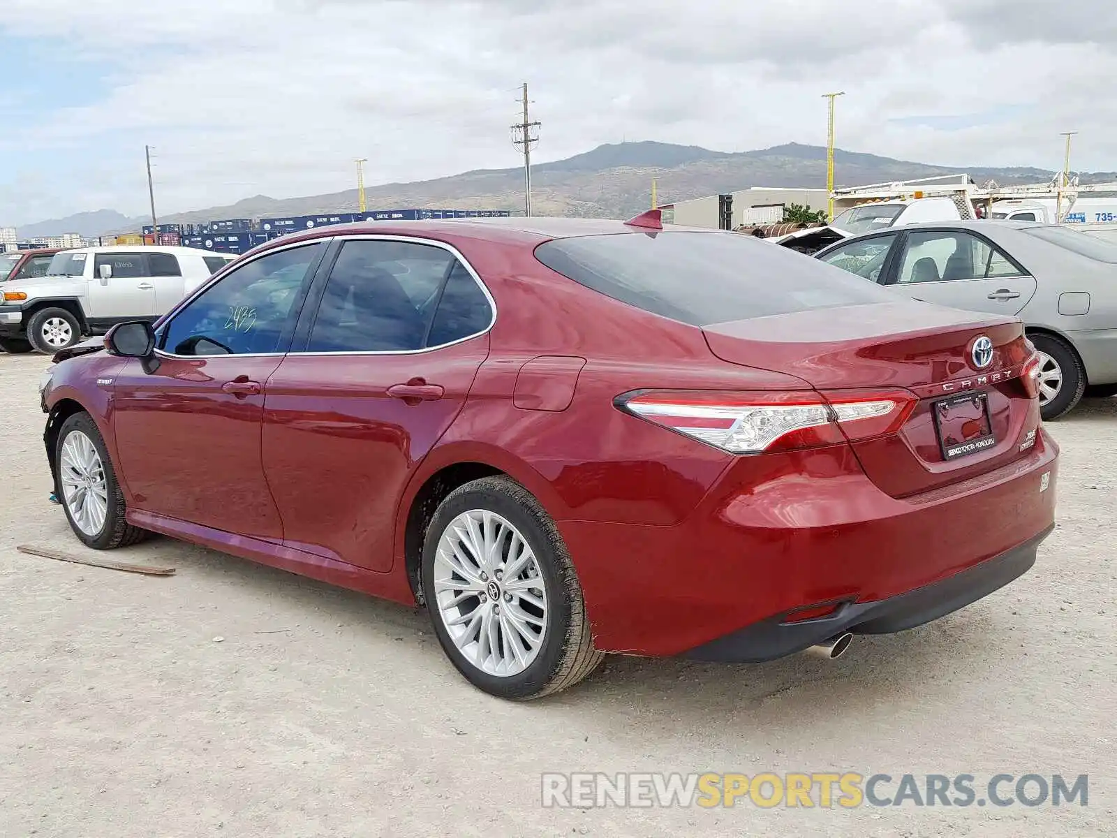 3 Photograph of a damaged car 4T1B21HK9KU012461 TOYOTA CAMRY 2019