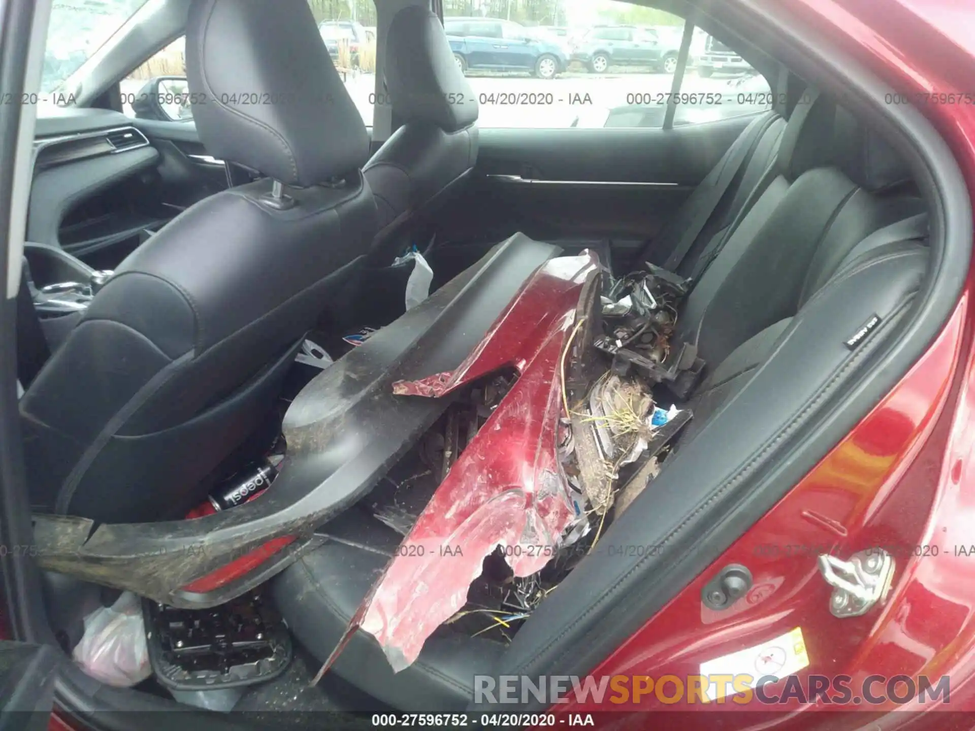 8 Photograph of a damaged car 4T1B21HK9KU512104 TOYOTA CAMRY 2019