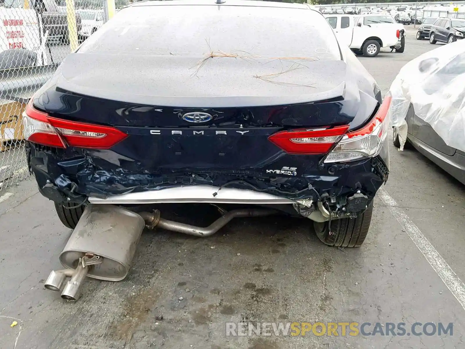 9 Photograph of a damaged car 4T1B21HK9KU514578 TOYOTA CAMRY 2019