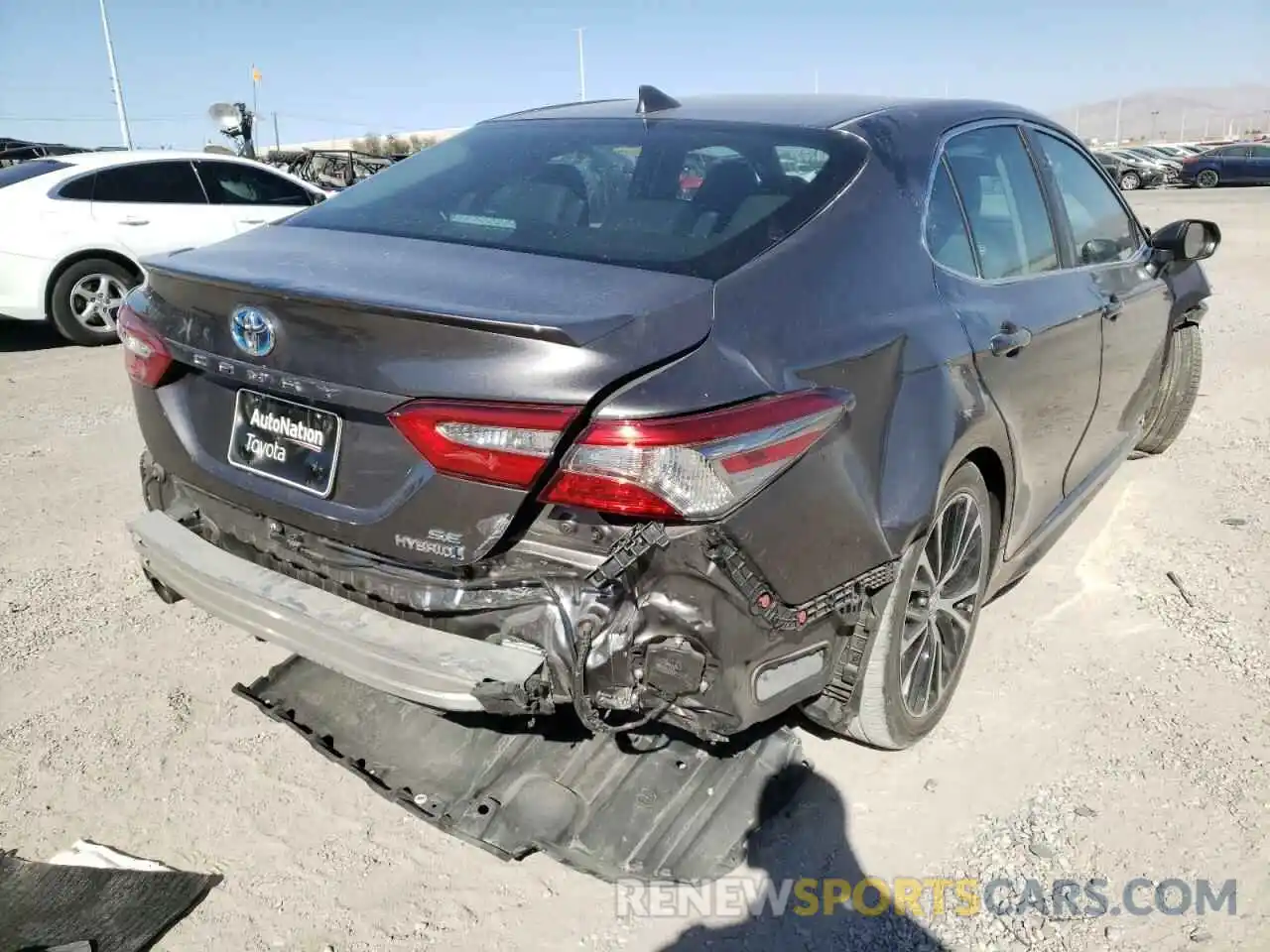 4 Photograph of a damaged car 4T1B21HK9KU515097 TOYOTA CAMRY 2019