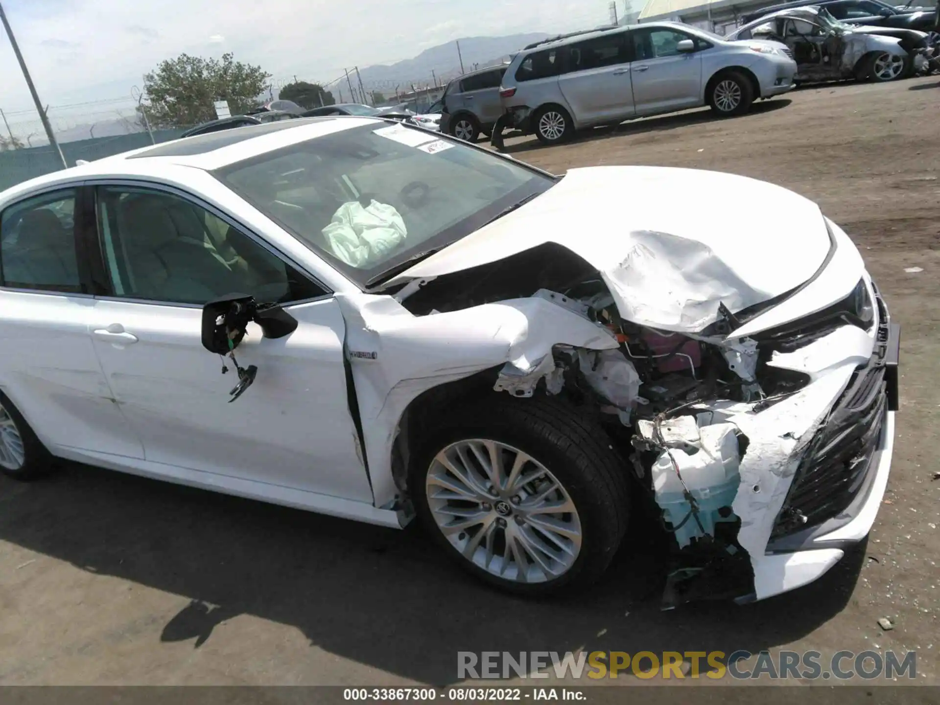 6 Photograph of a damaged car 4T1B21HK9KU515245 TOYOTA CAMRY 2019