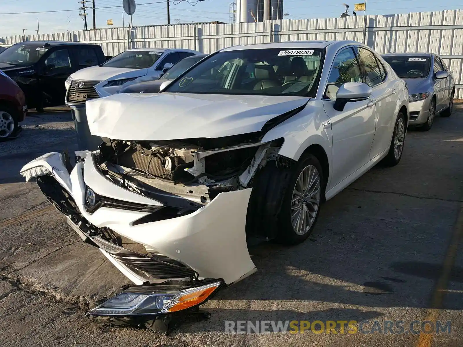 2 Photograph of a damaged car 4T1B21HK9KU515326 TOYOTA CAMRY 2019