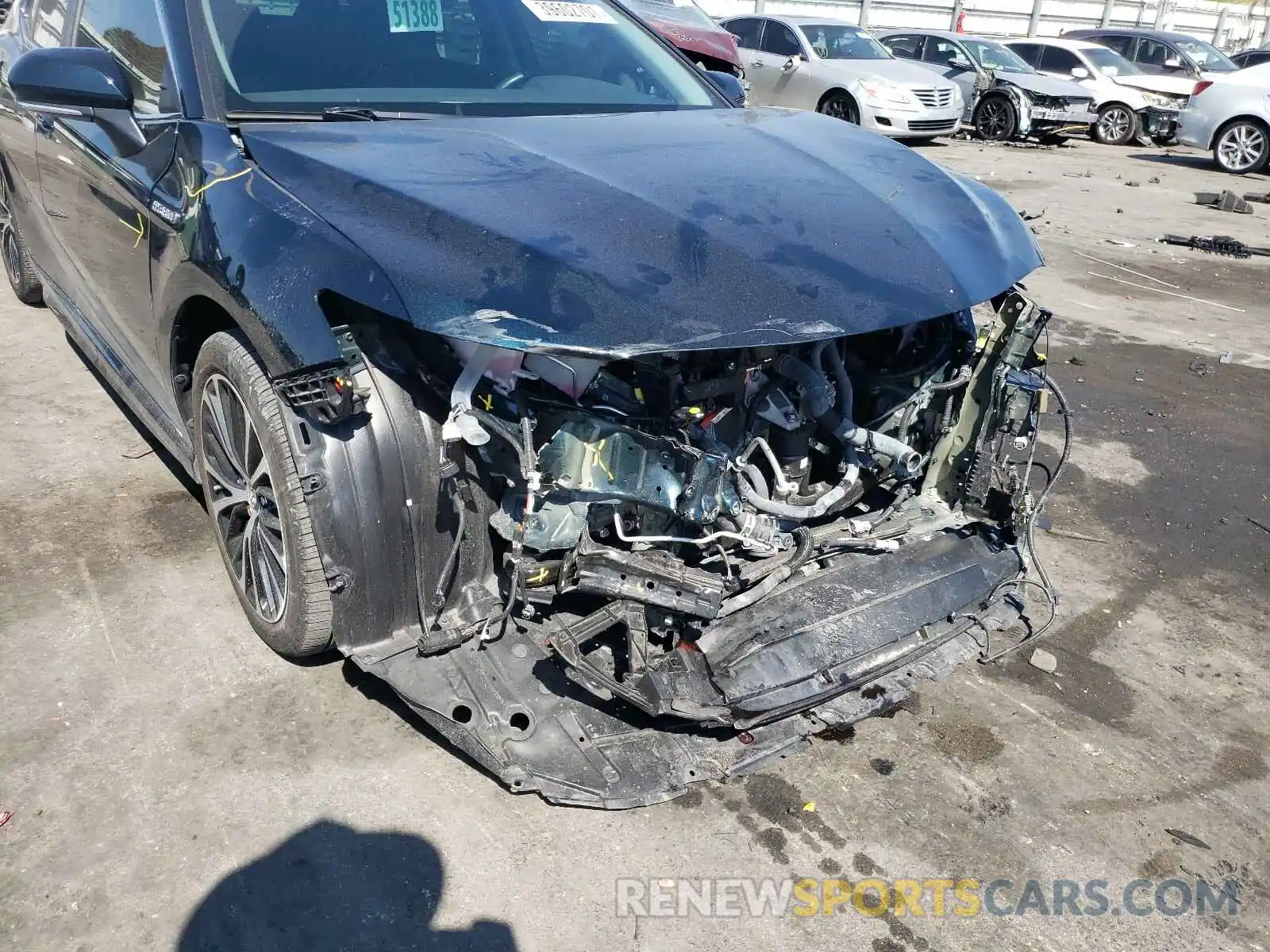 9 Photograph of a damaged car 4T1B21HK9KU516637 TOYOTA CAMRY 2019