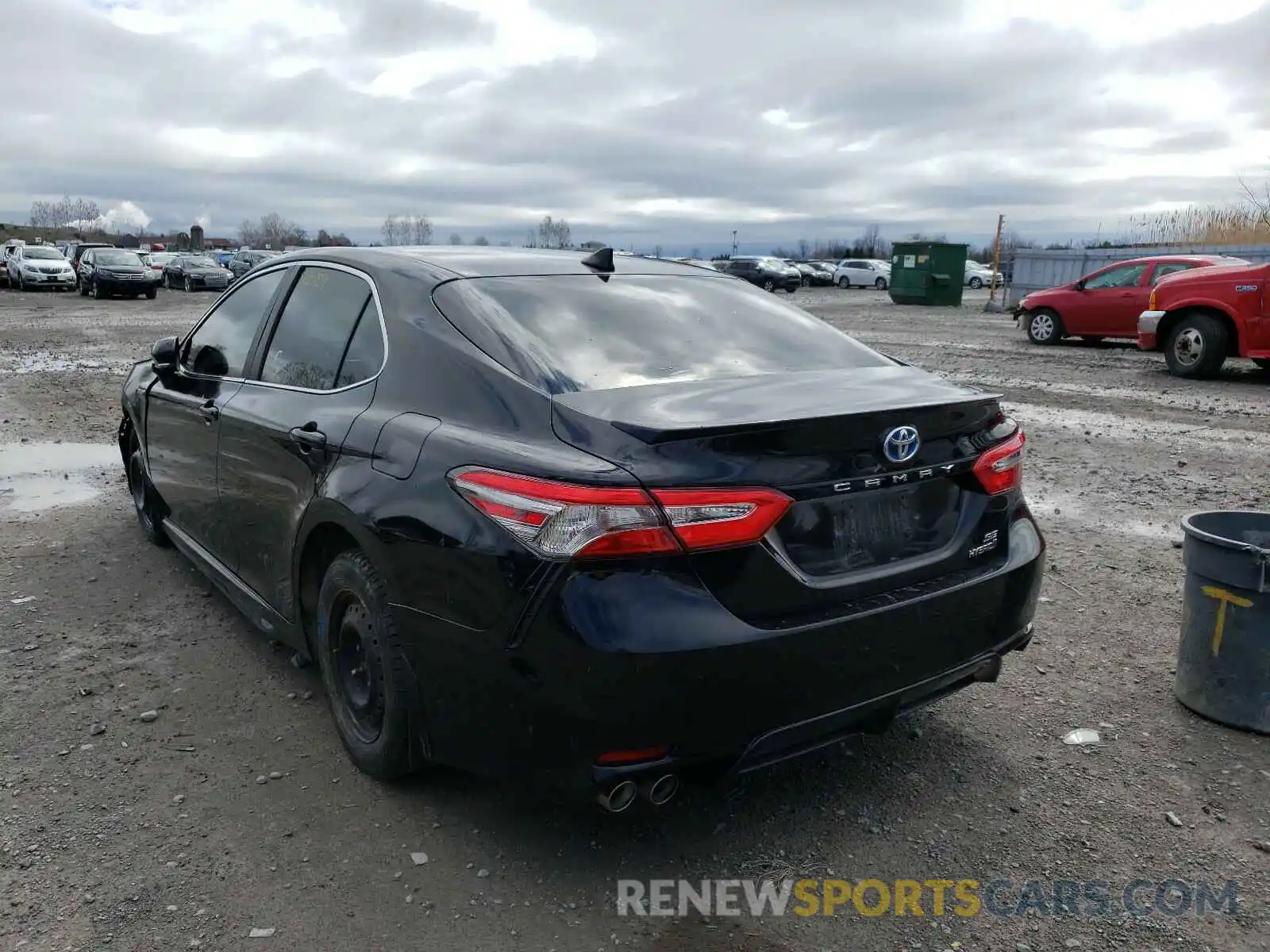 3 Photograph of a damaged car 4T1B21HK9KU517951 TOYOTA CAMRY 2019