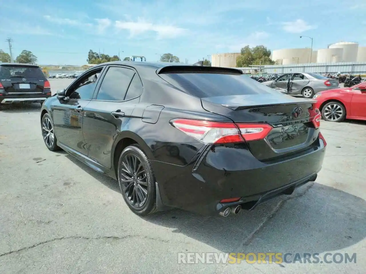 3 Photograph of a damaged car 4T1B21HK9KU521109 TOYOTA CAMRY 2019