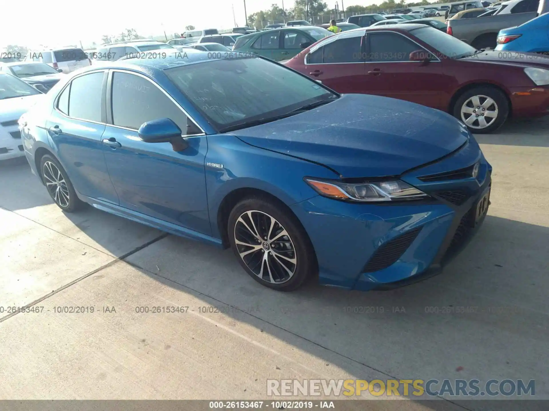 1 Photograph of a damaged car 4T1B21HKXKU012050 TOYOTA CAMRY 2019