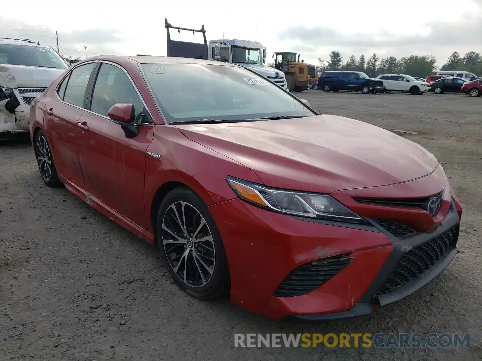 1 Photograph of a damaged car 4T1B21HKXKU012131 TOYOTA CAMRY 2019