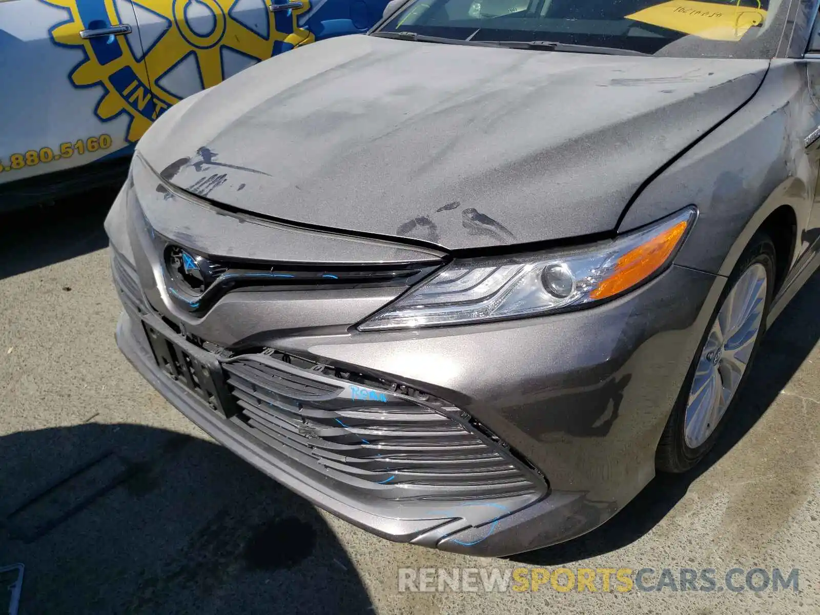 9 Photograph of a damaged car 4T1B21HKXKU013022 TOYOTA CAMRY 2019