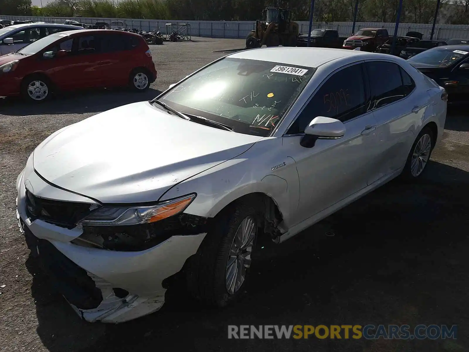 2 Photograph of a damaged car 4T1B21HKXKU014221 TOYOTA CAMRY 2019