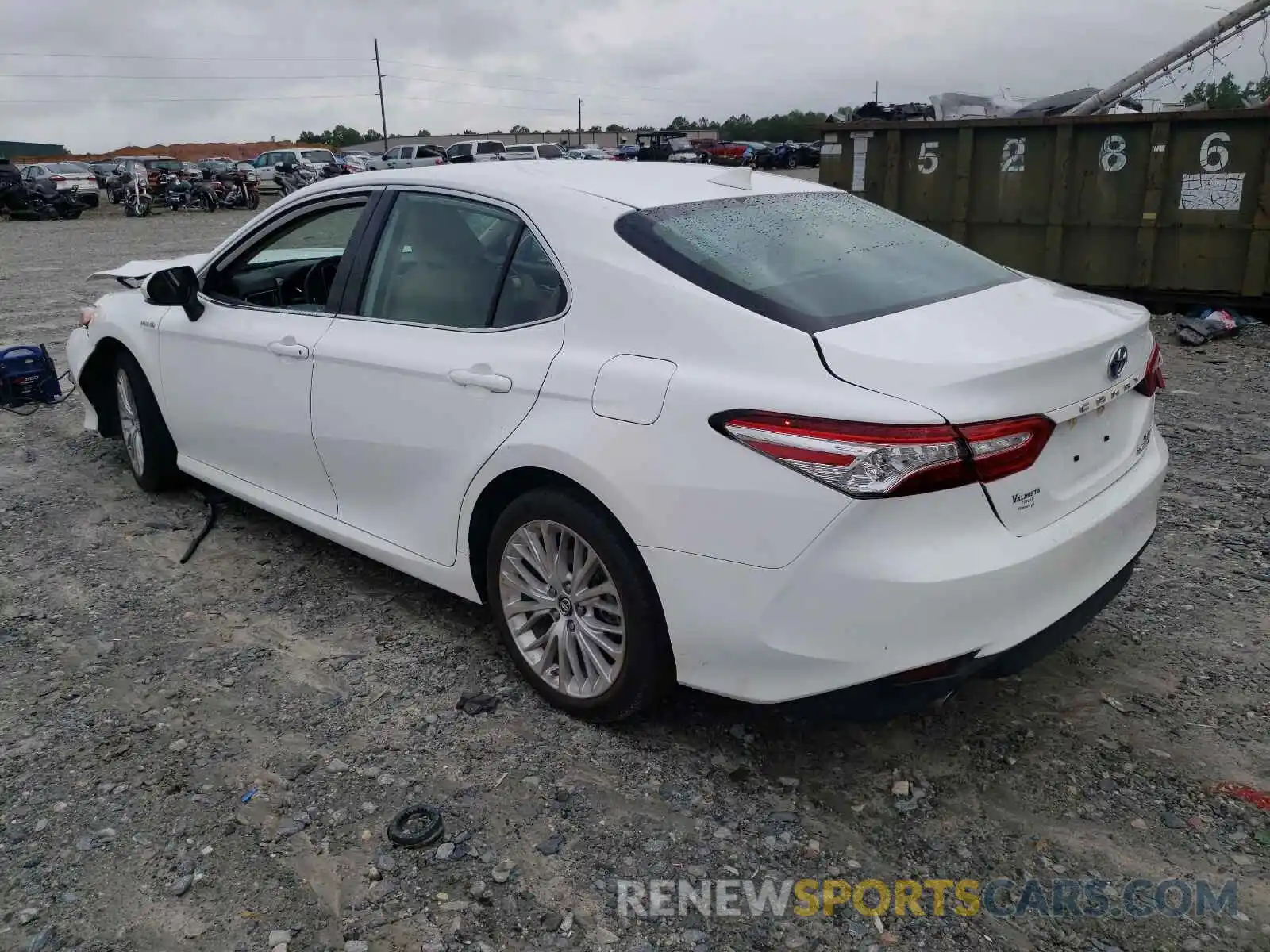 3 Photograph of a damaged car 4T1B21HKXKU515352 TOYOTA CAMRY 2019