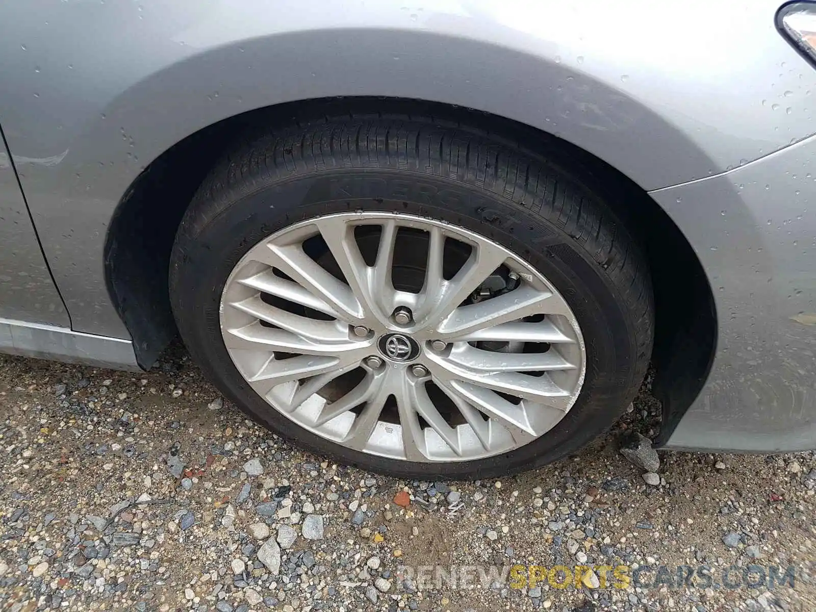 9 Photograph of a damaged car 4T1B21HKXKU516288 TOYOTA CAMRY 2019