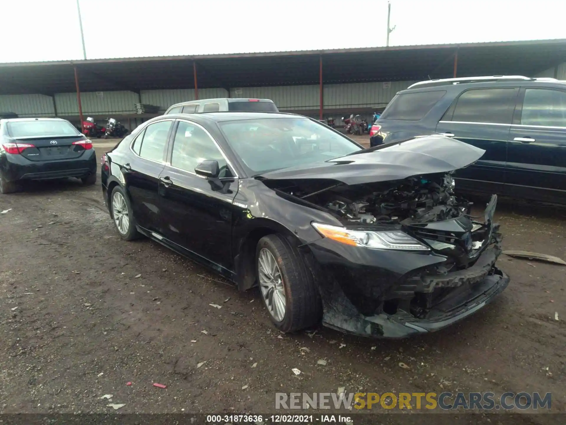 1 Photograph of a damaged car 4T1B21HKXKU517666 TOYOTA CAMRY 2019