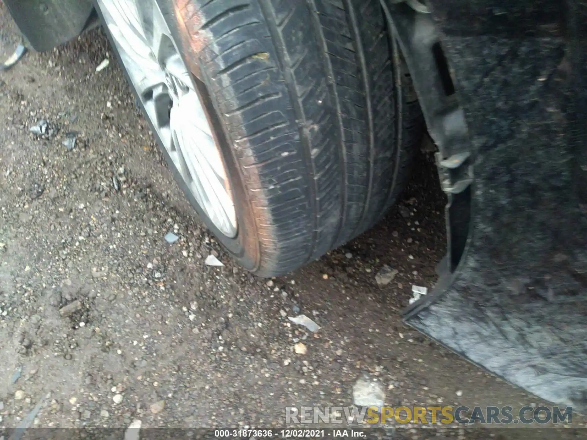 14 Photograph of a damaged car 4T1B21HKXKU517666 TOYOTA CAMRY 2019