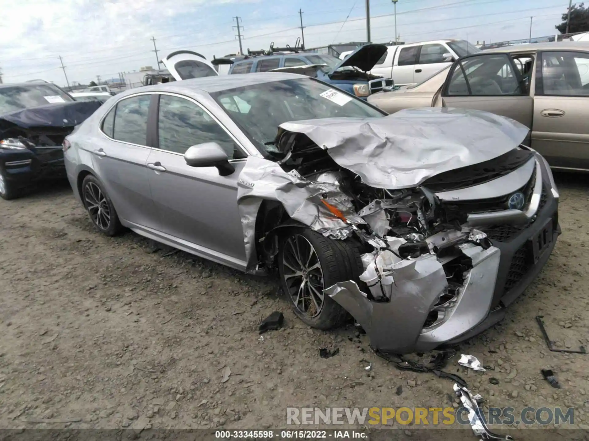 1 Photograph of a damaged car 4T1B21HKXKU520020 TOYOTA CAMRY 2019