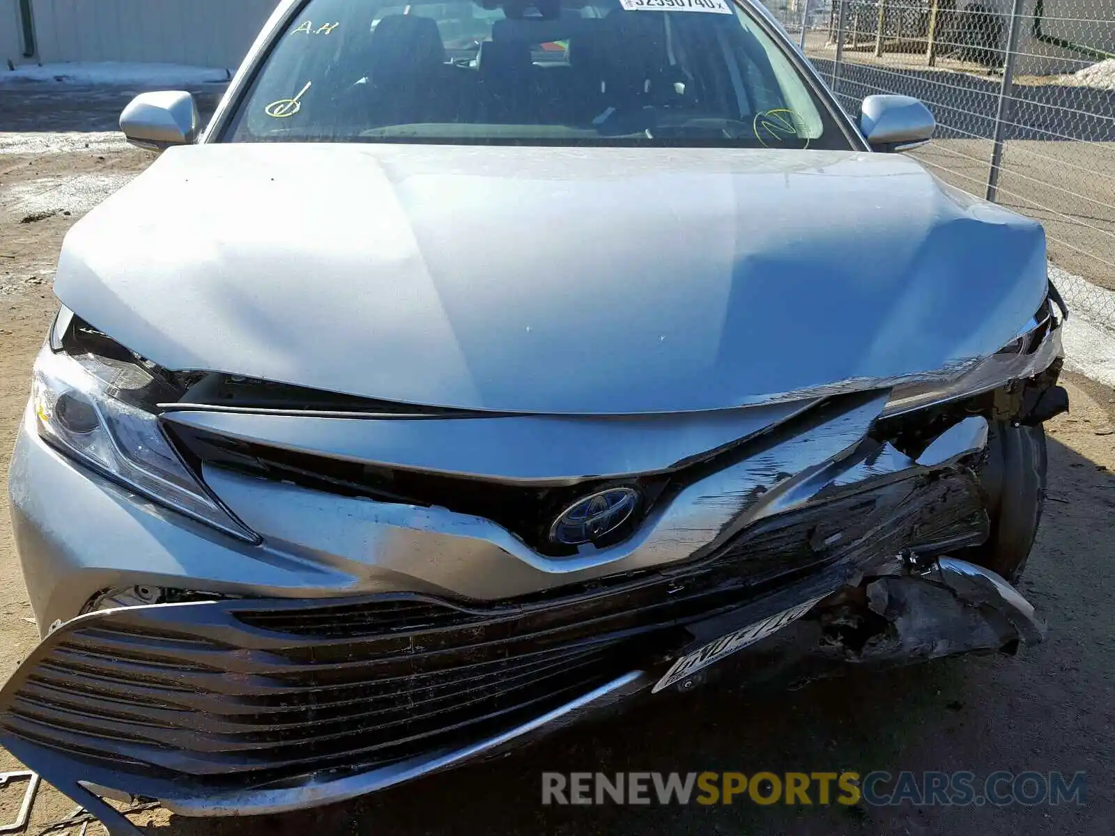 7 Photograph of a damaged car 4T1B21HKXKU521989 TOYOTA CAMRY 2019