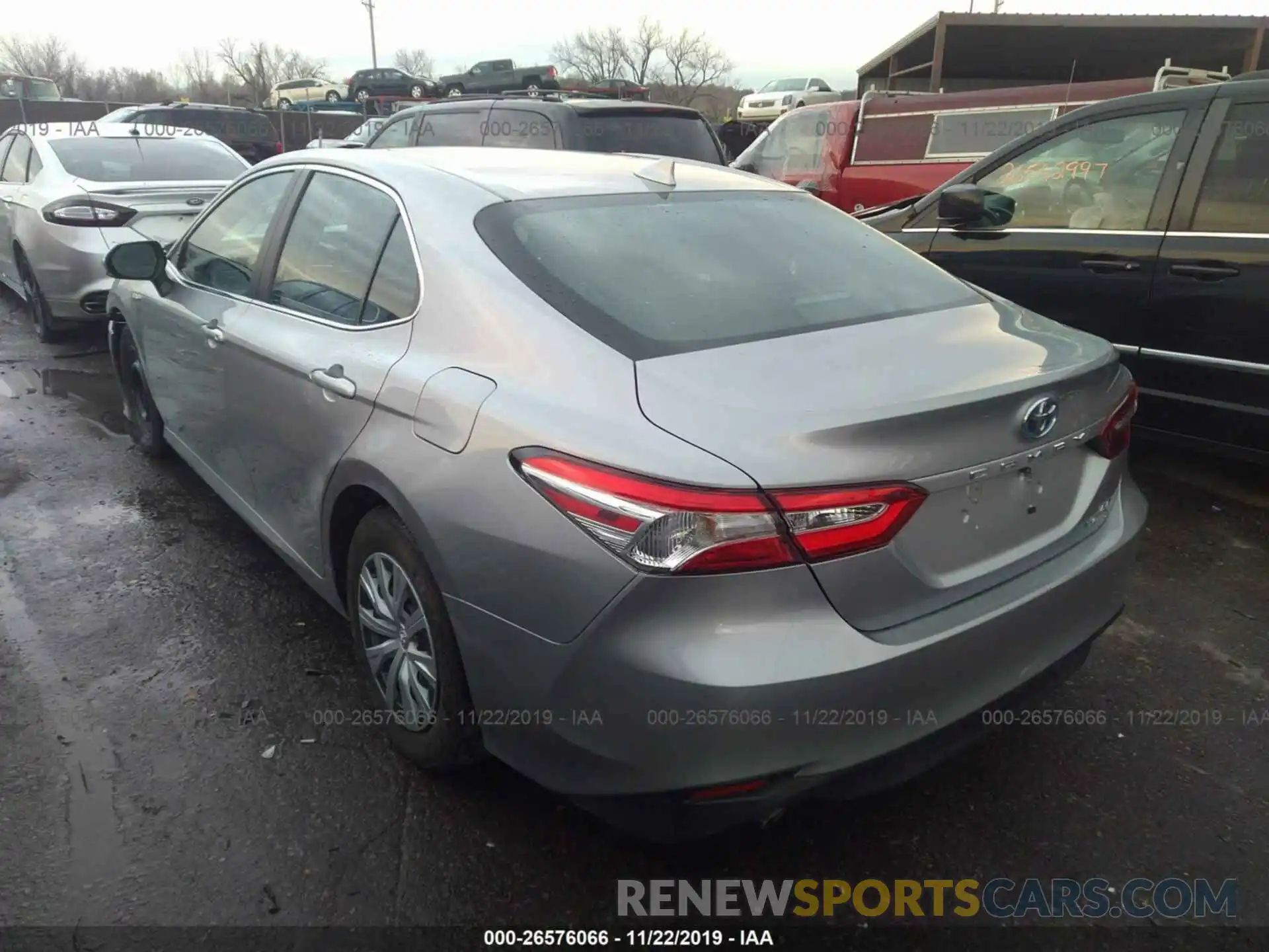 3 Photograph of a damaged car 4T1B31HK0KU005377 TOYOTA CAMRY 2019