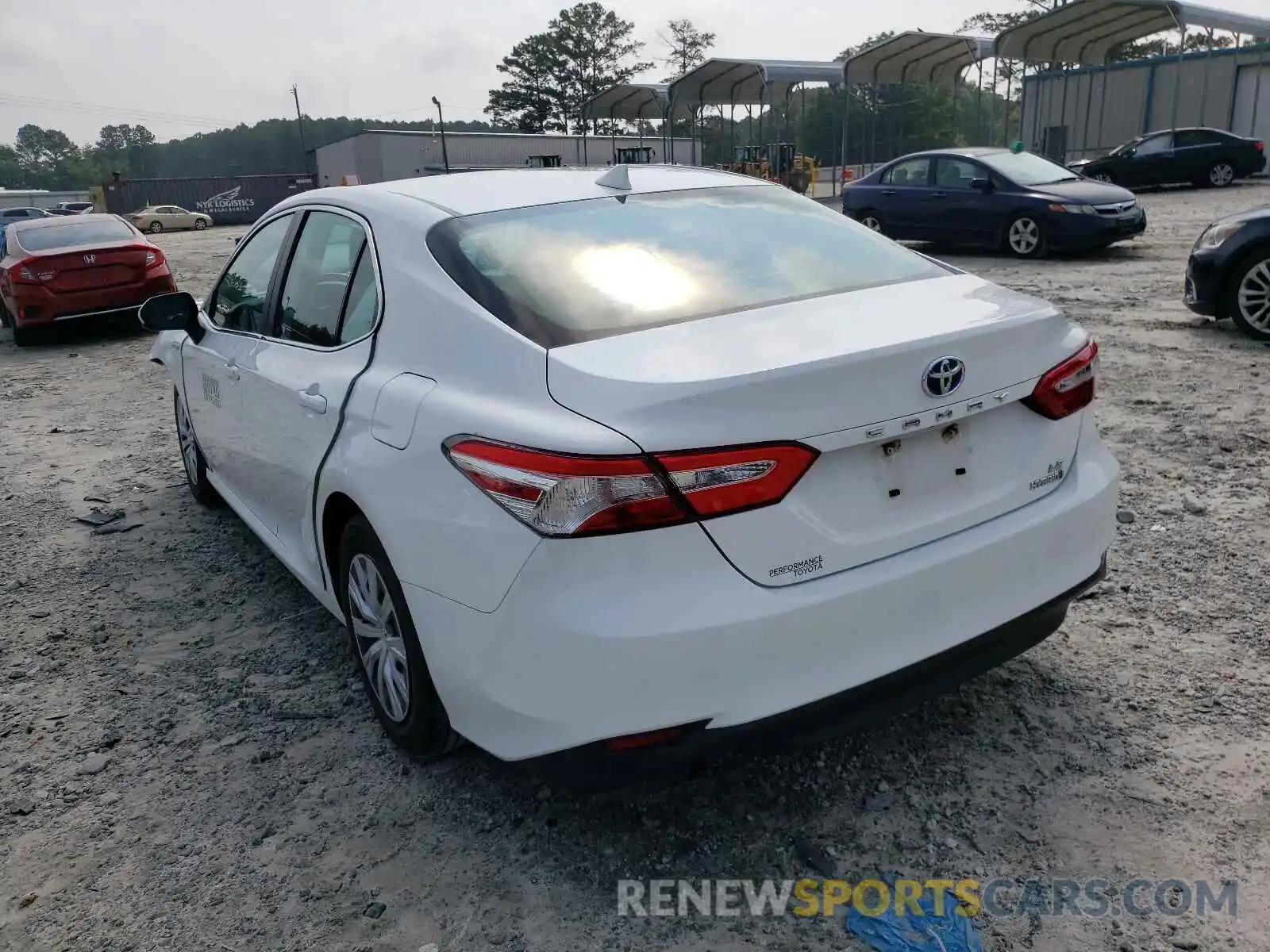 3 Photograph of a damaged car 4T1B31HK0KU510853 TOYOTA CAMRY 2019