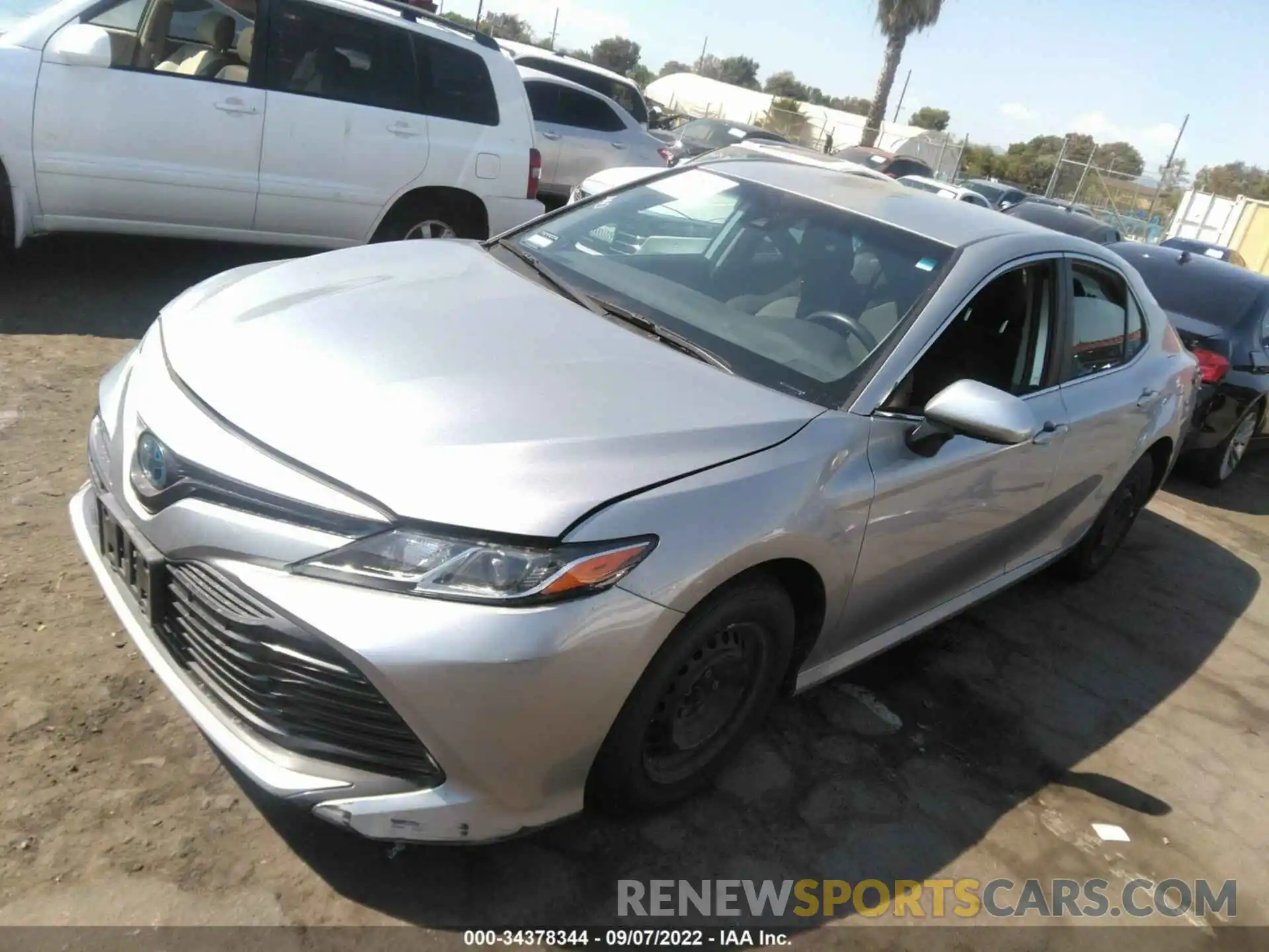 2 Photograph of a damaged car 4T1B31HK0KU511226 TOYOTA CAMRY 2019