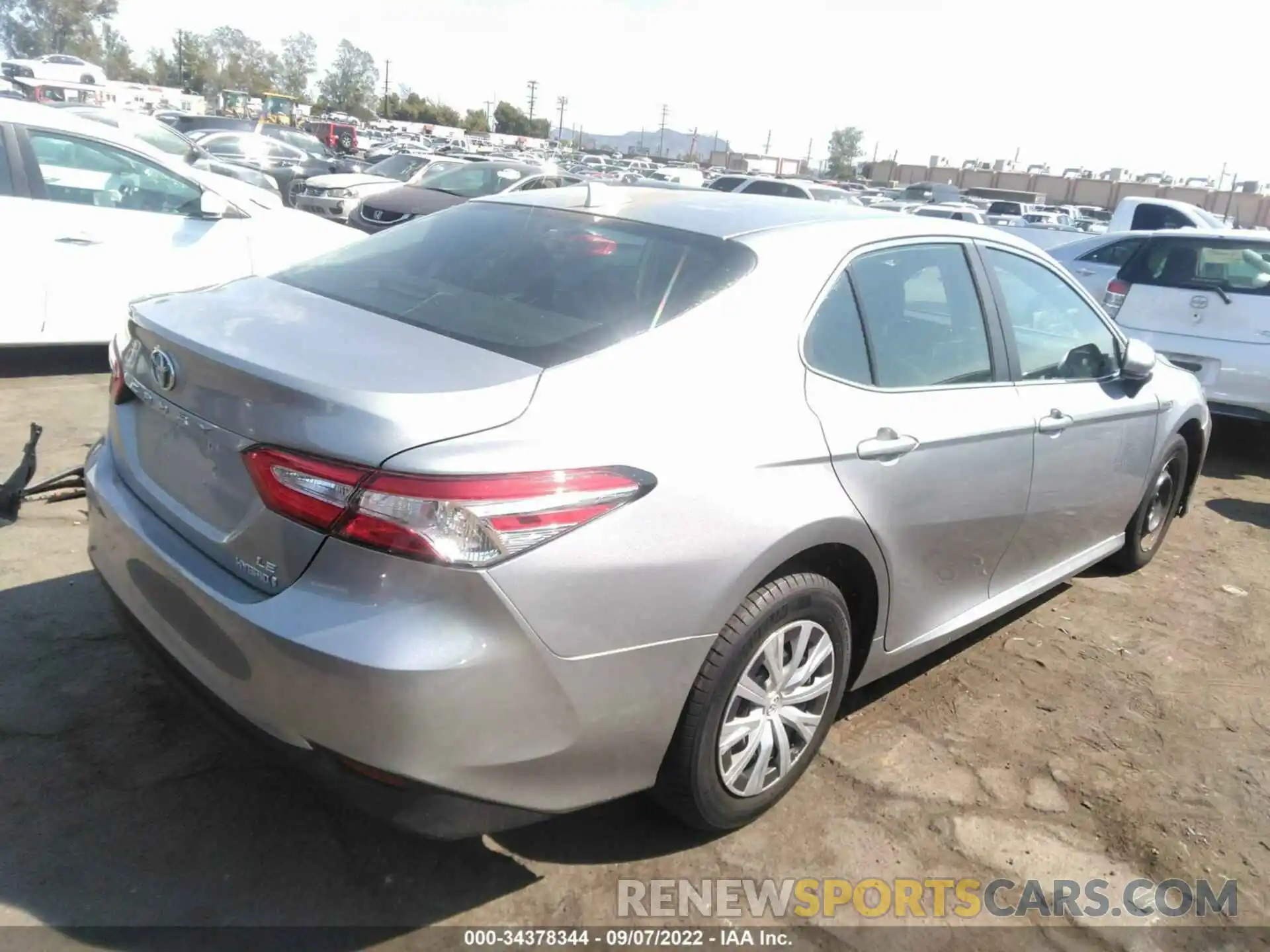 4 Photograph of a damaged car 4T1B31HK0KU511226 TOYOTA CAMRY 2019