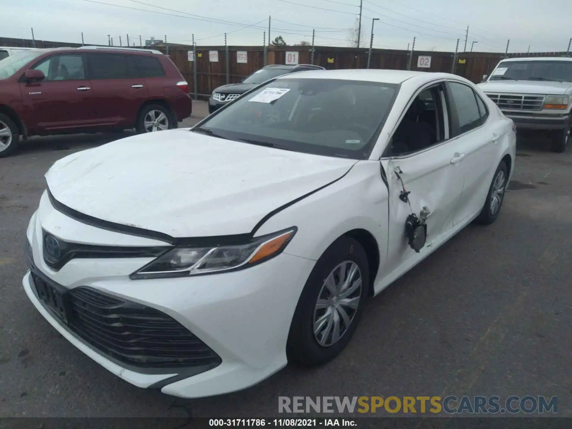 2 Photograph of a damaged car 4T1B31HK0KU512814 TOYOTA CAMRY 2019