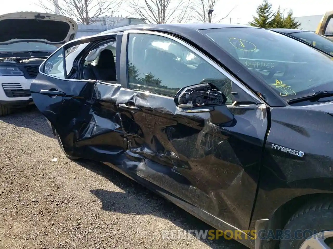 9 Photograph of a damaged car 4T1B31HK0KU515518 TOYOTA CAMRY 2019