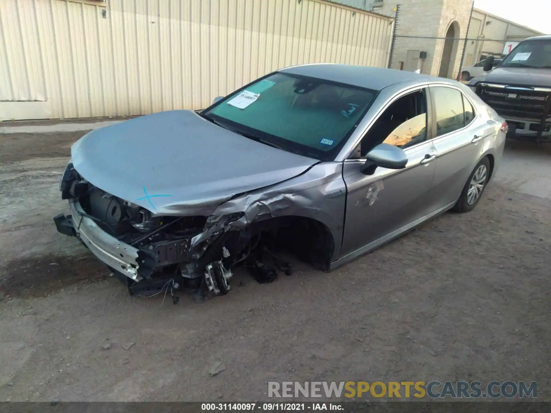 2 Photograph of a damaged car 4T1B31HK0KU517723 TOYOTA CAMRY 2019