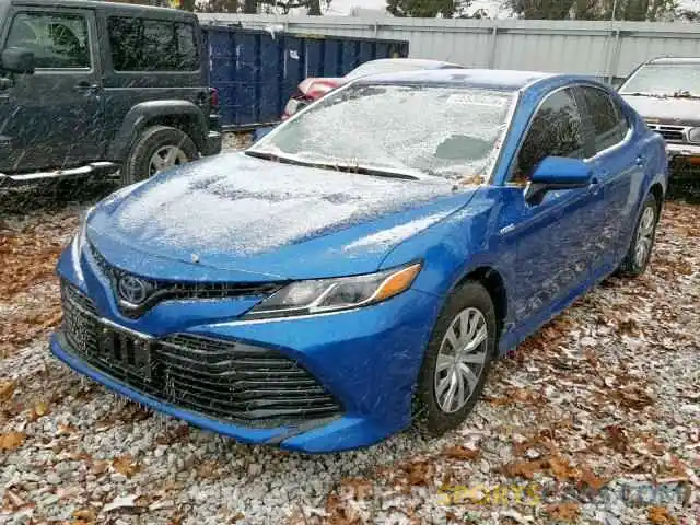 2 Photograph of a damaged car 4T1B31HK1KU005470 TOYOTA CAMRY 2019