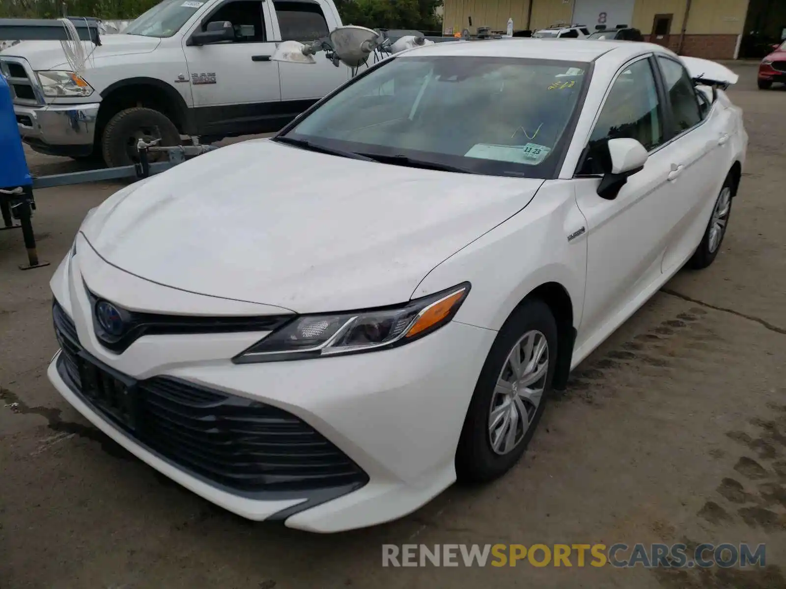 2 Photograph of a damaged car 4T1B31HK1KU005632 TOYOTA CAMRY 2019