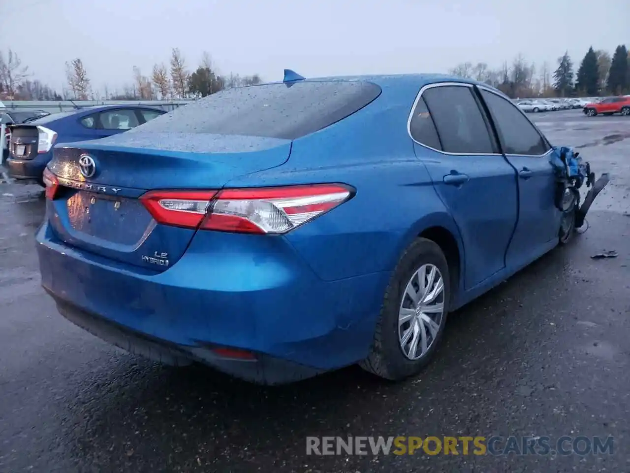 4 Photograph of a damaged car 4T1B31HK1KU007381 TOYOTA CAMRY 2019