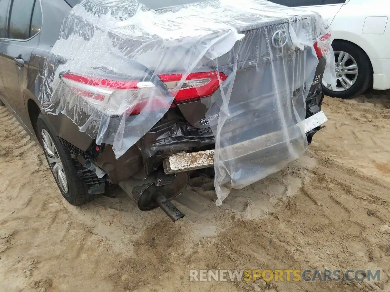 9 Photograph of a damaged car 4T1B31HK1KU007641 TOYOTA CAMRY 2019