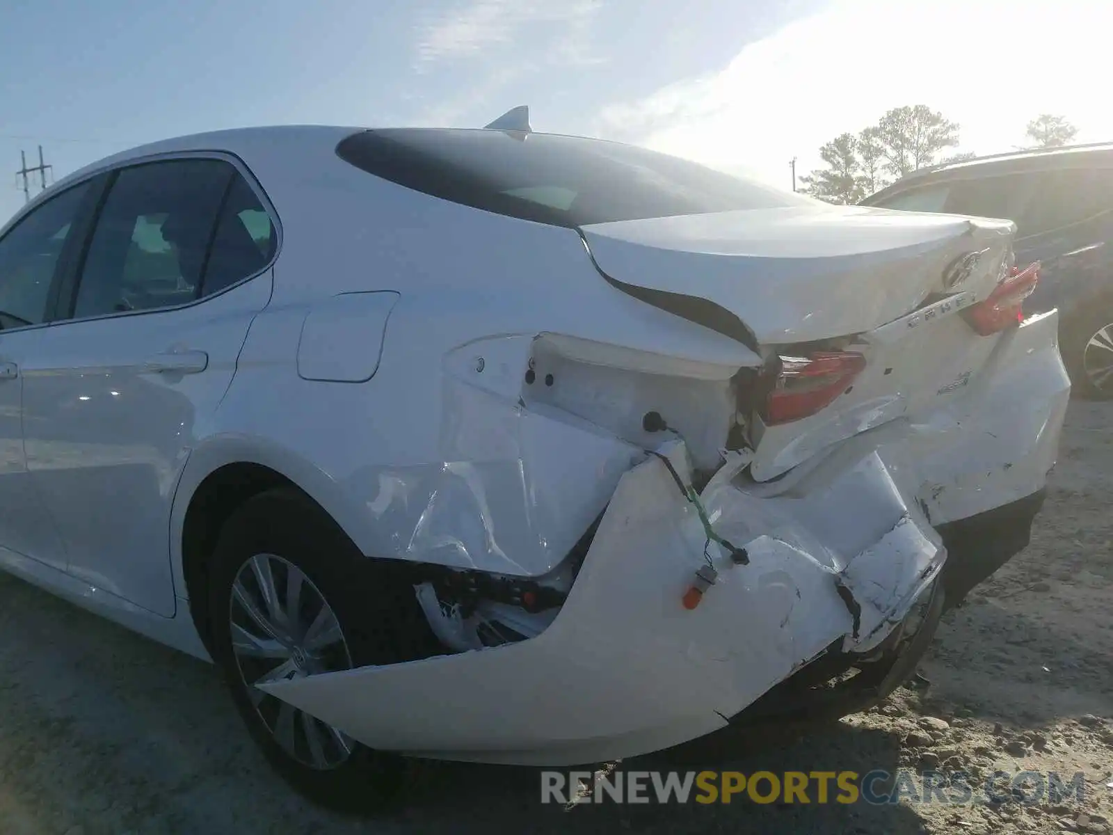 9 Photograph of a damaged car 4T1B31HK1KU007798 TOYOTA CAMRY 2019