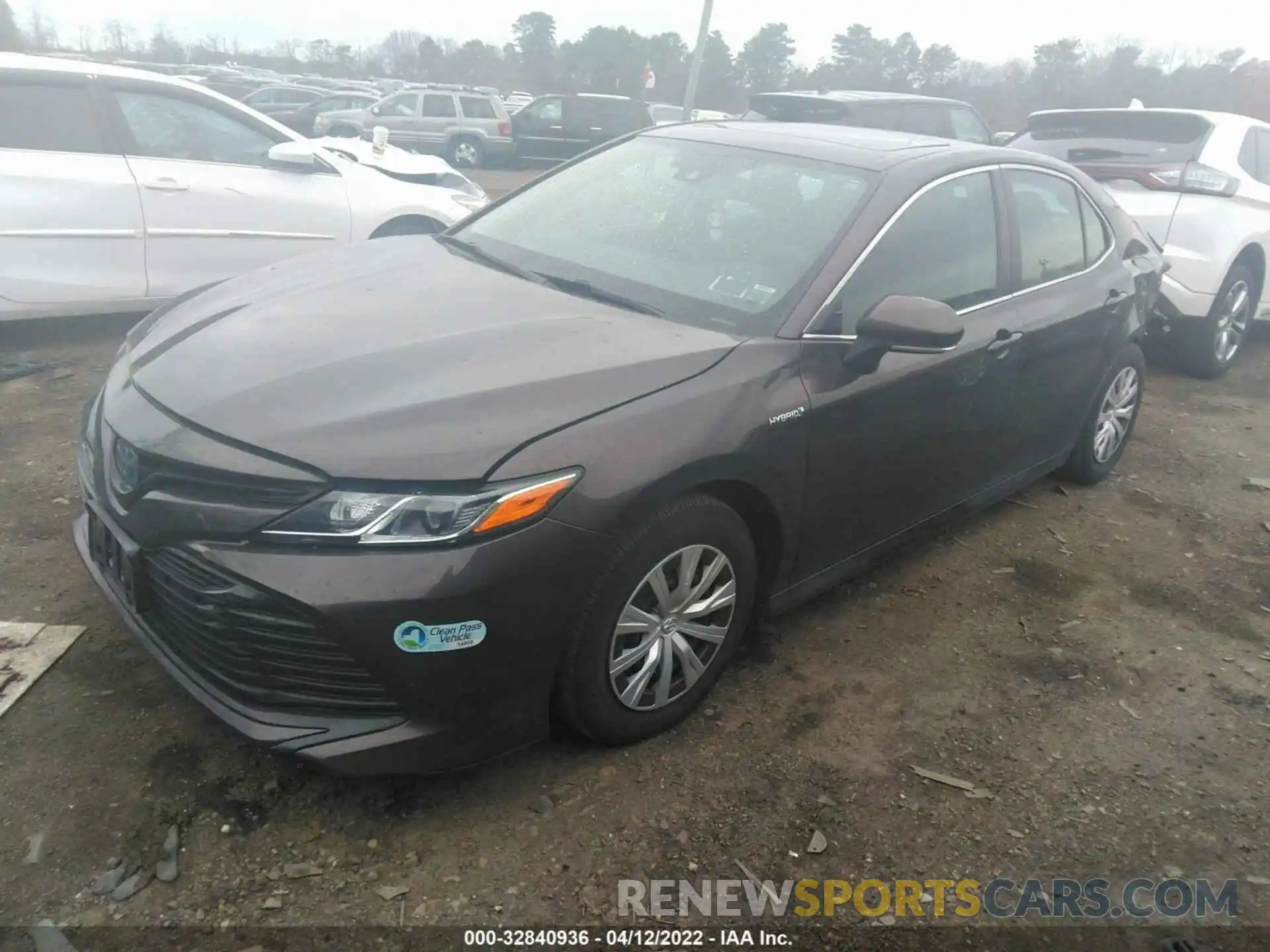 2 Photograph of a damaged car 4T1B31HK1KU008059 TOYOTA CAMRY 2019