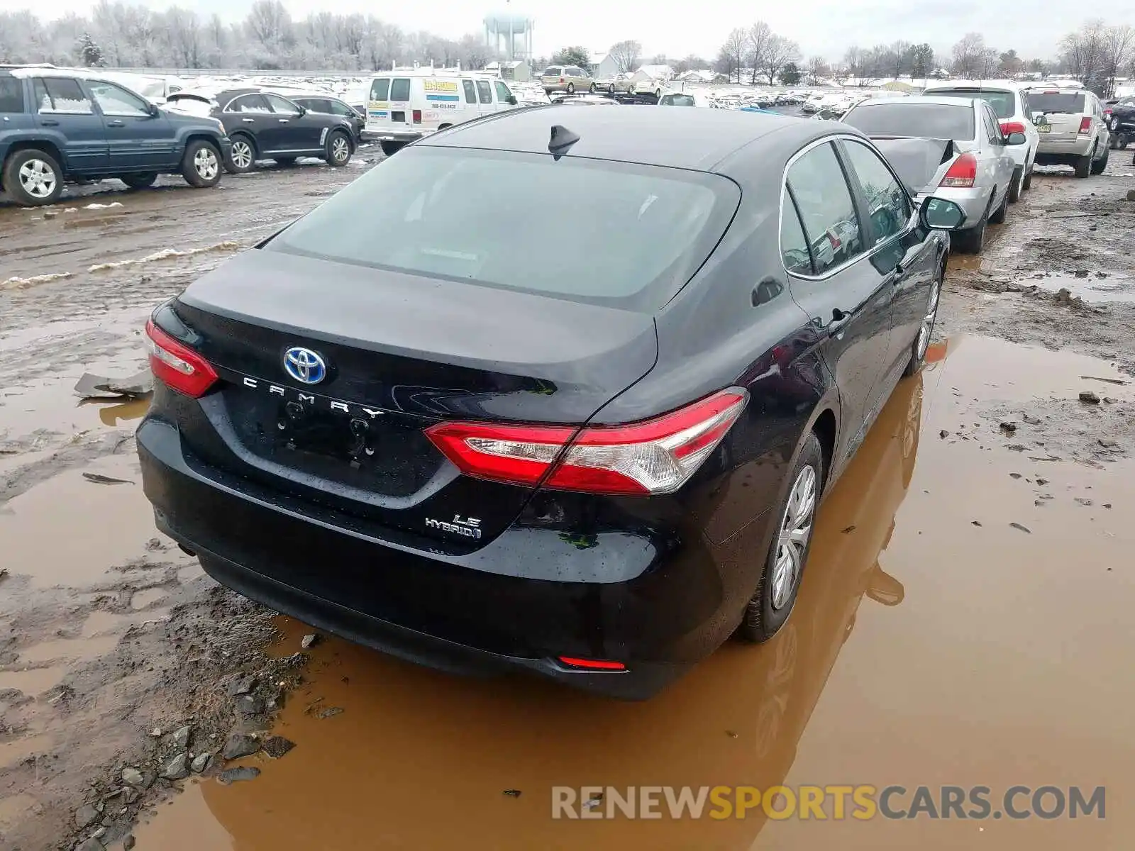 4 Photograph of a damaged car 4T1B31HK1KU009020 TOYOTA CAMRY 2019