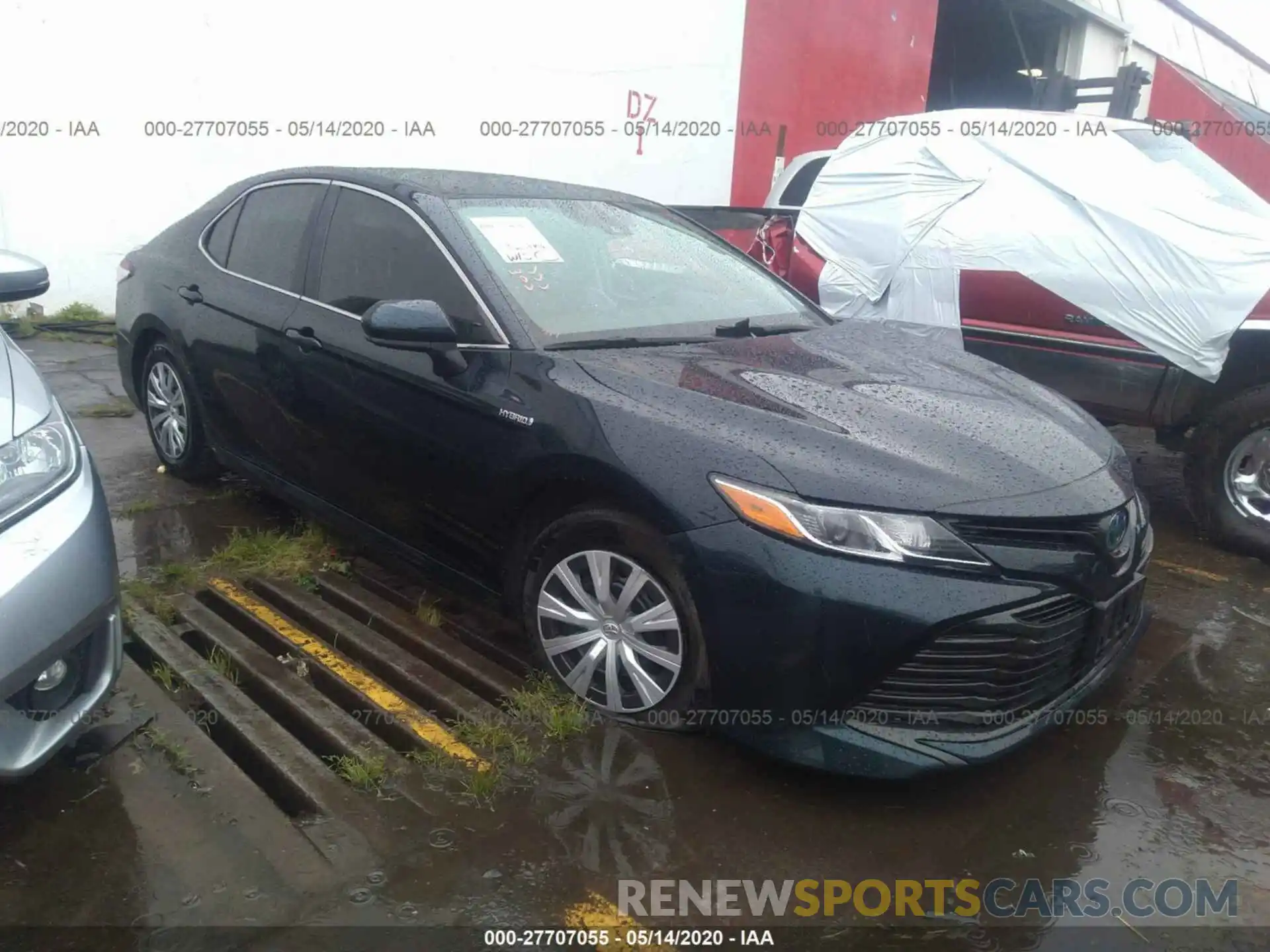 1 Photograph of a damaged car 4T1B31HK1KU512238 TOYOTA CAMRY 2019