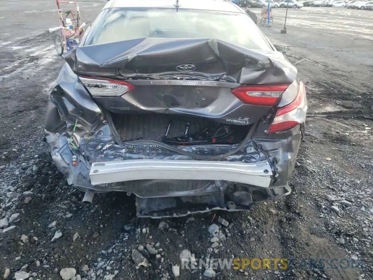 9 Photograph of a damaged car 4T1B31HK1KU513888 TOYOTA CAMRY 2019