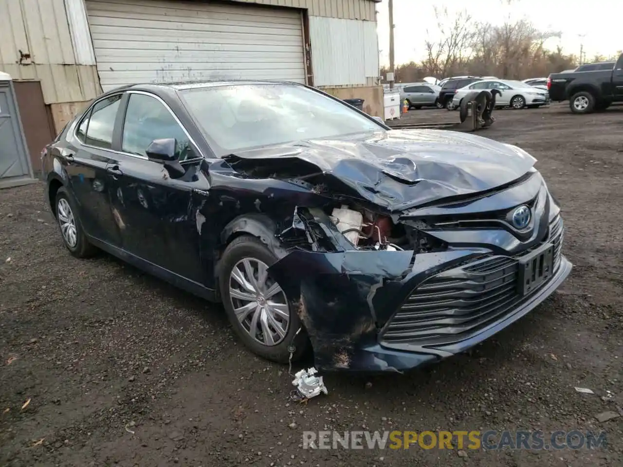 1 Photograph of a damaged car 4T1B31HK1KU515348 TOYOTA CAMRY 2019