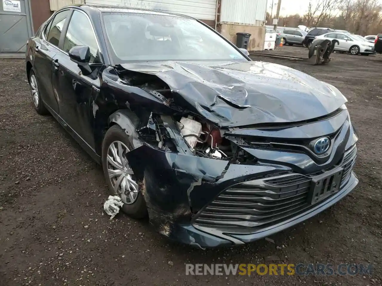 9 Photograph of a damaged car 4T1B31HK1KU515348 TOYOTA CAMRY 2019