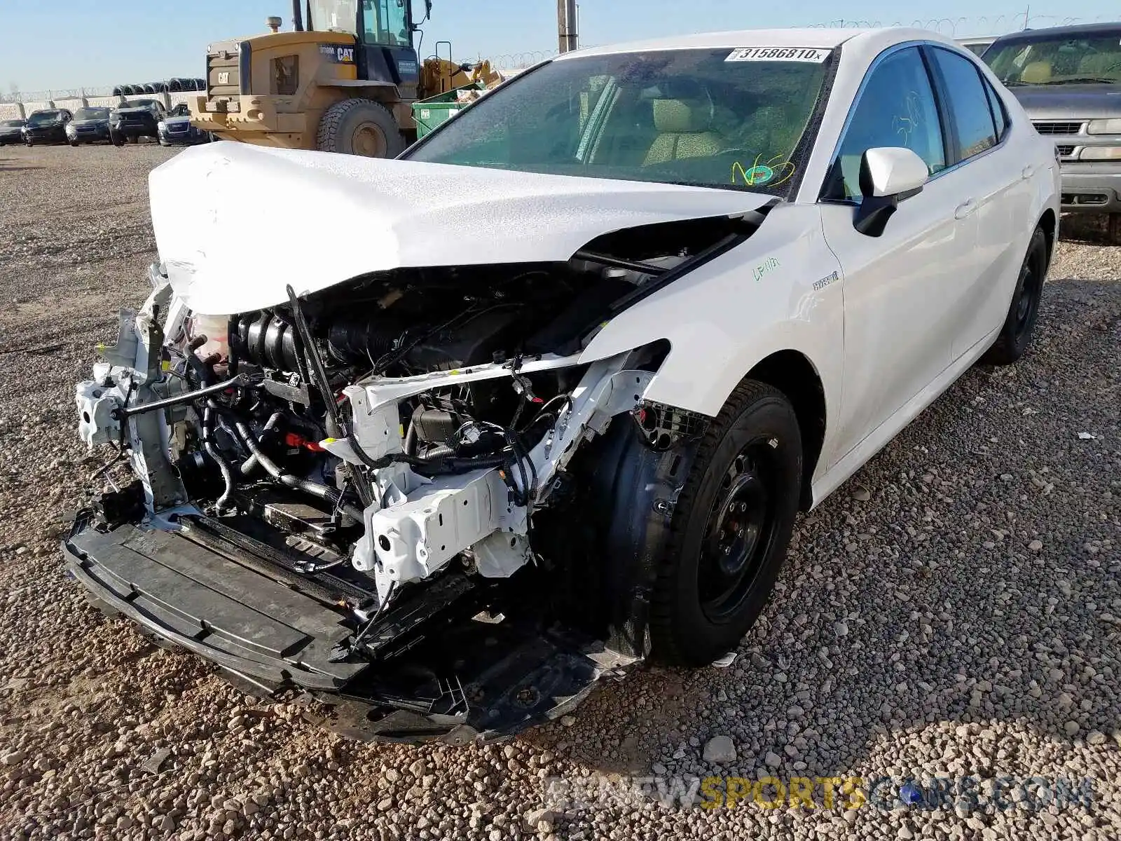 2 Photograph of a damaged car 4T1B31HK1KU517147 TOYOTA CAMRY 2019