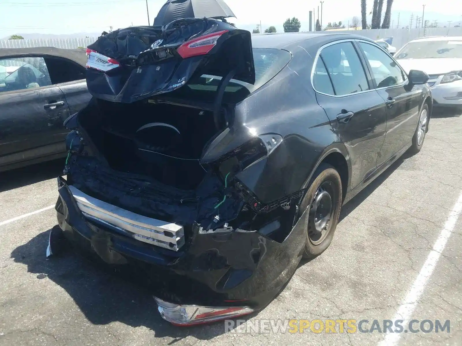 4 Photograph of a damaged car 4T1B31HK2KU008216 TOYOTA CAMRY 2019