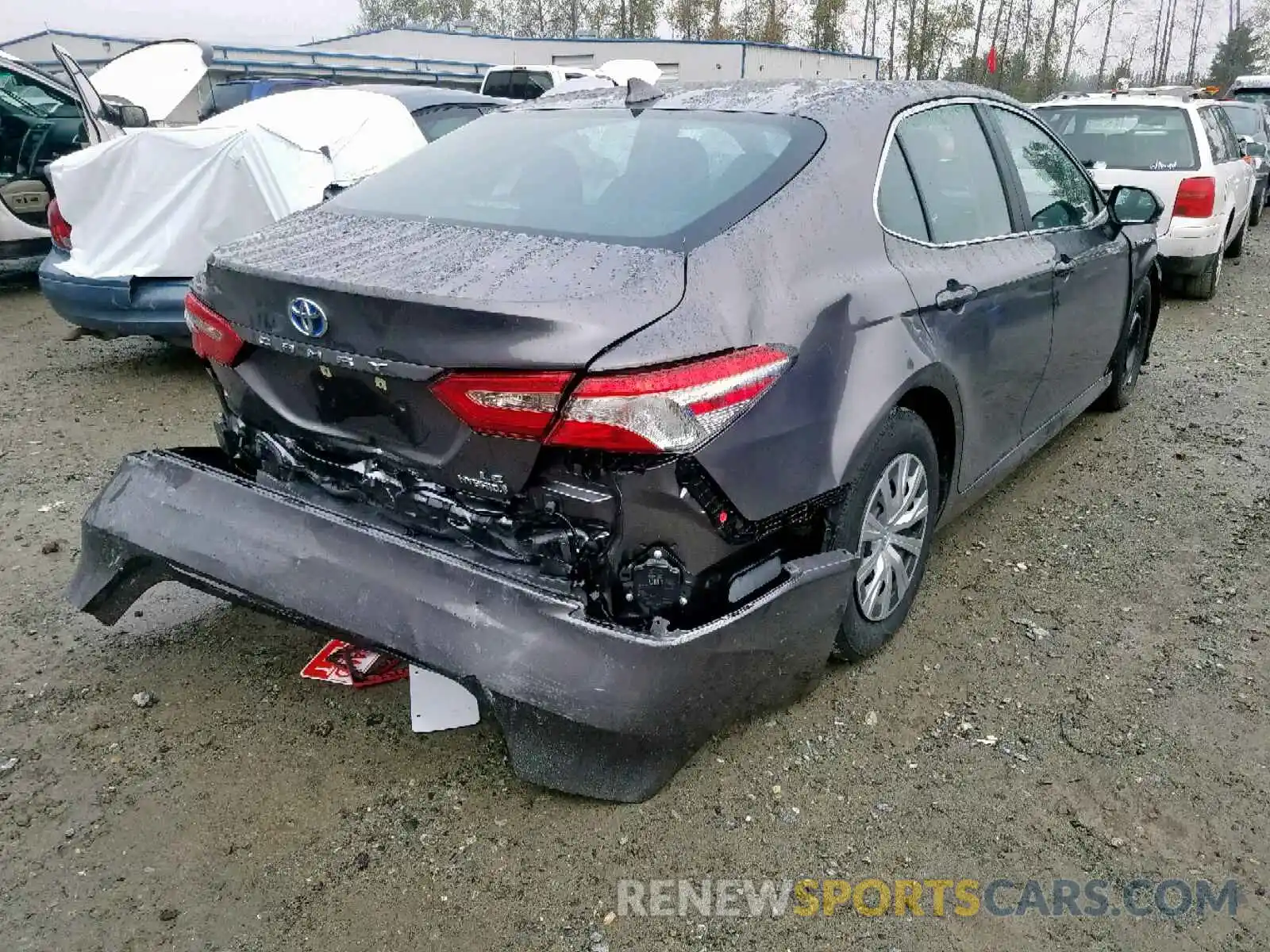 4 Photograph of a damaged car 4T1B31HK2KU008734 TOYOTA CAMRY 2019